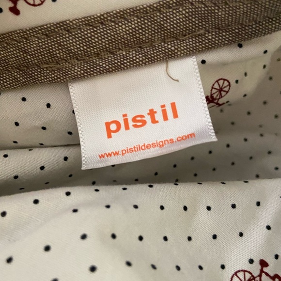 2 Pistil hats! - Picture 3 of 6